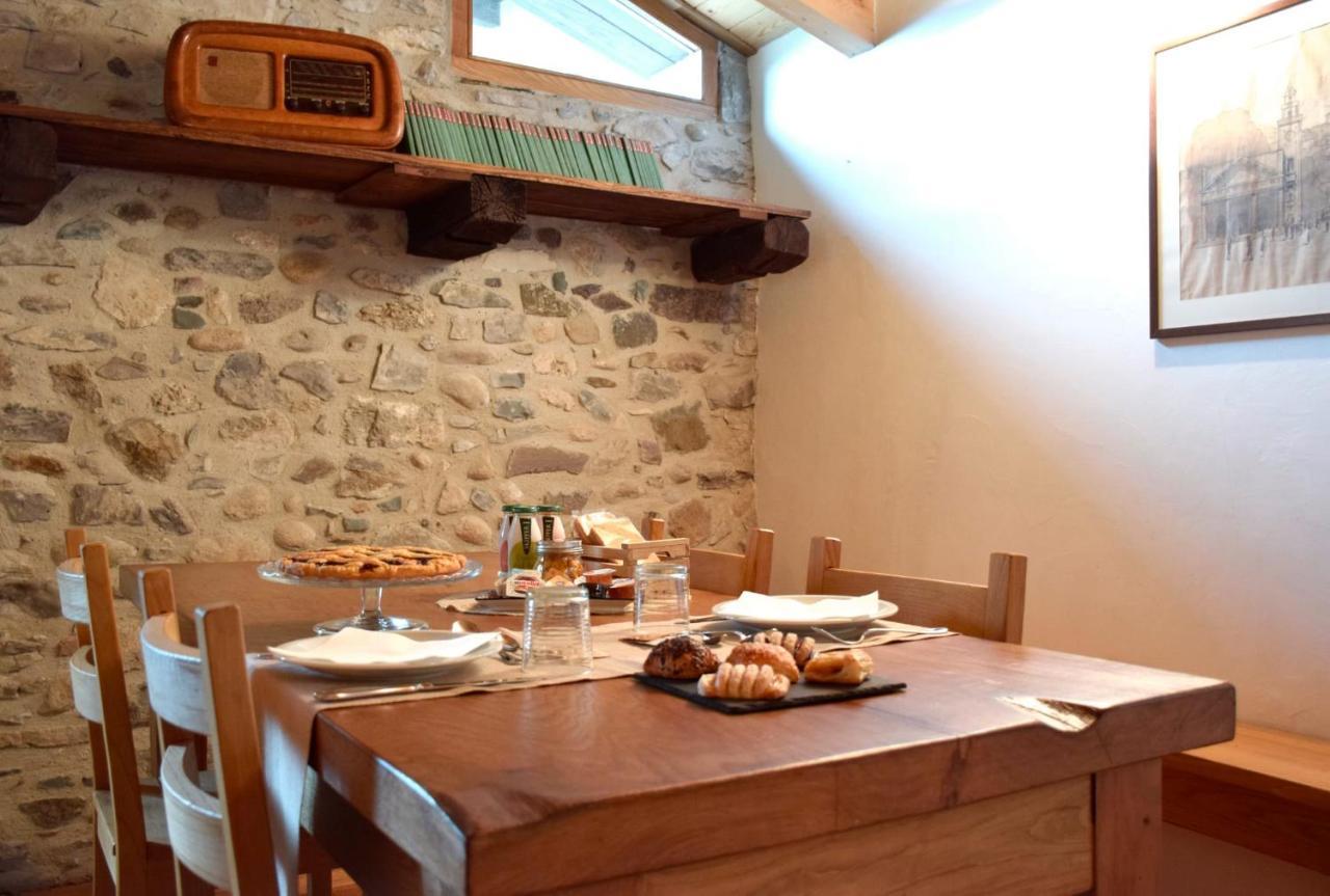La Tana Del Tasso Rooms&Breakfast Camerata Cornello Dış mekan fotoğraf